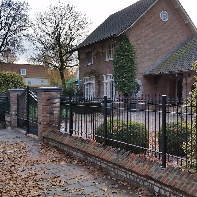 Stalen hekwerk op maat gemaakt door Van Helden Staal